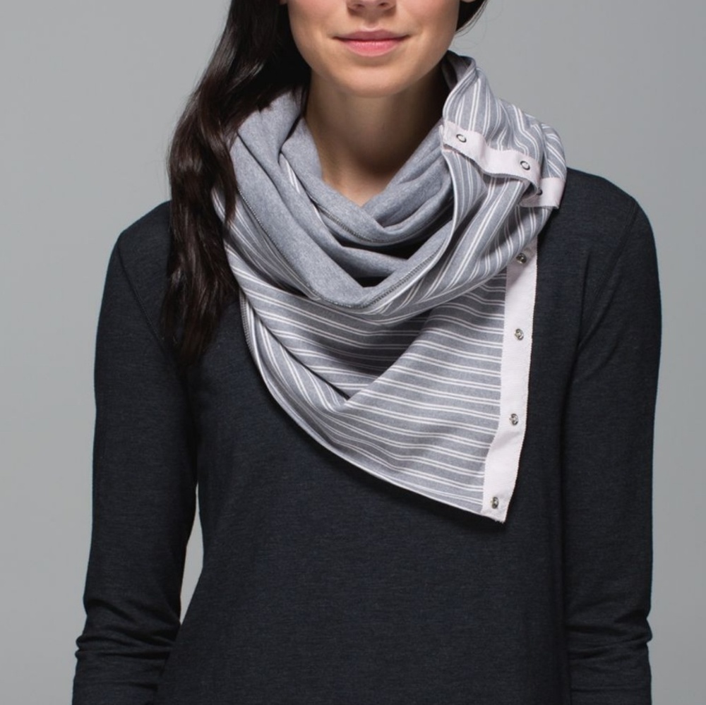 Lululemon Vinyasa Scarf